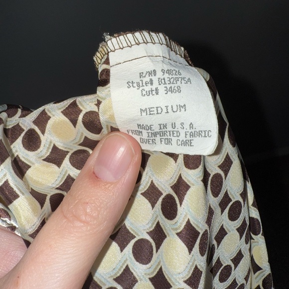 Tempted Geometric Top - Picture 5 of 5